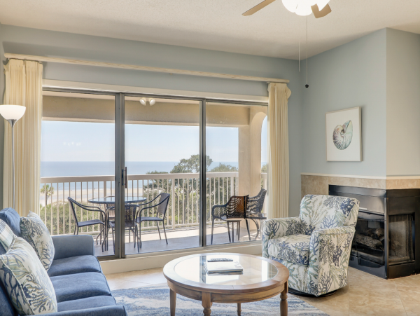 Luxurious Oceanfront Condo in Hilton Head Island - Perfect Getaway